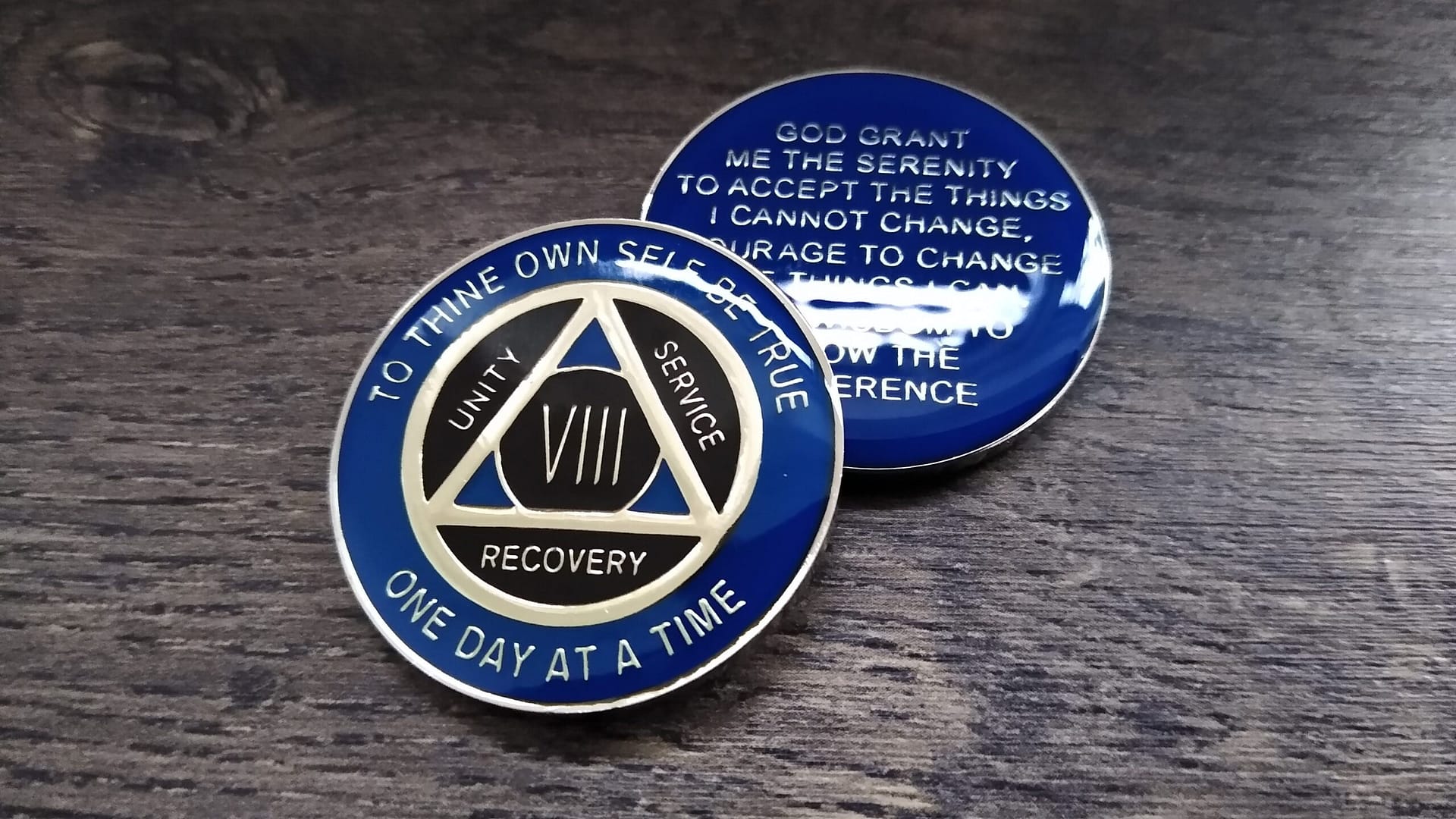 AA mønt 8 år, tri-plate